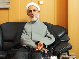 چرا یک روزنامه اصلاح طلب تیتر عبور از روحانی زد؟!