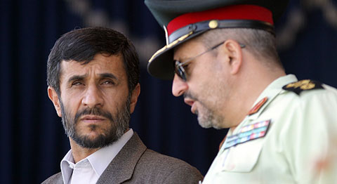  احمدی نژاد گفت بروید خاتمی و بقیه را دستگیر کنید و شر همه را کم کنید/بعد ۲۵خرداد می گفت اضافات و آشغال ها را جمع کنید ببرید
