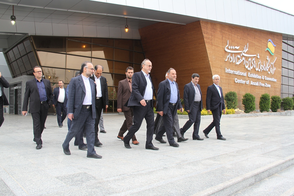 بازدید استانداران ادوار گیلان و هیات رئیسه مجمع استانداران کشور از منطقه آزاد انزلی+گزارش تصویری