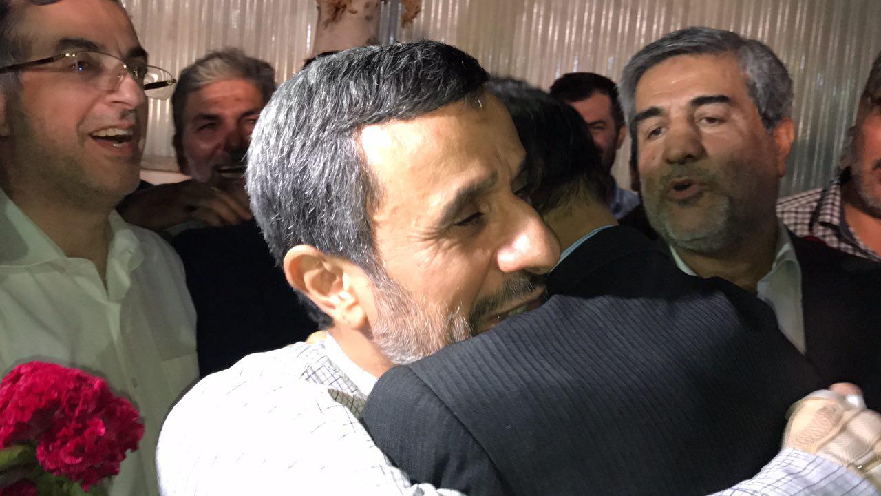 بقایی پس از آزادی در کنار مشایی و احمدی نژاد + تصاویر