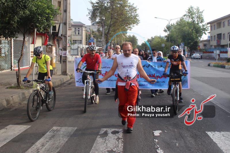 اختصاصی/ گزارش تصویری همایش پیاده روی به مناسبت سالروز درگذشت شیون فومنی در رشت