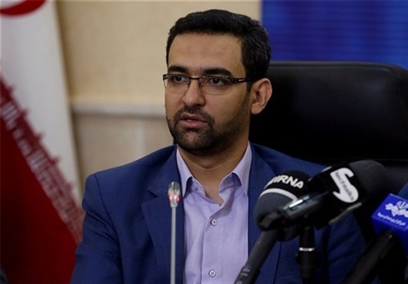 وزیر ارتباطات ایرانسل و همراه اول را نقره داغ کرد