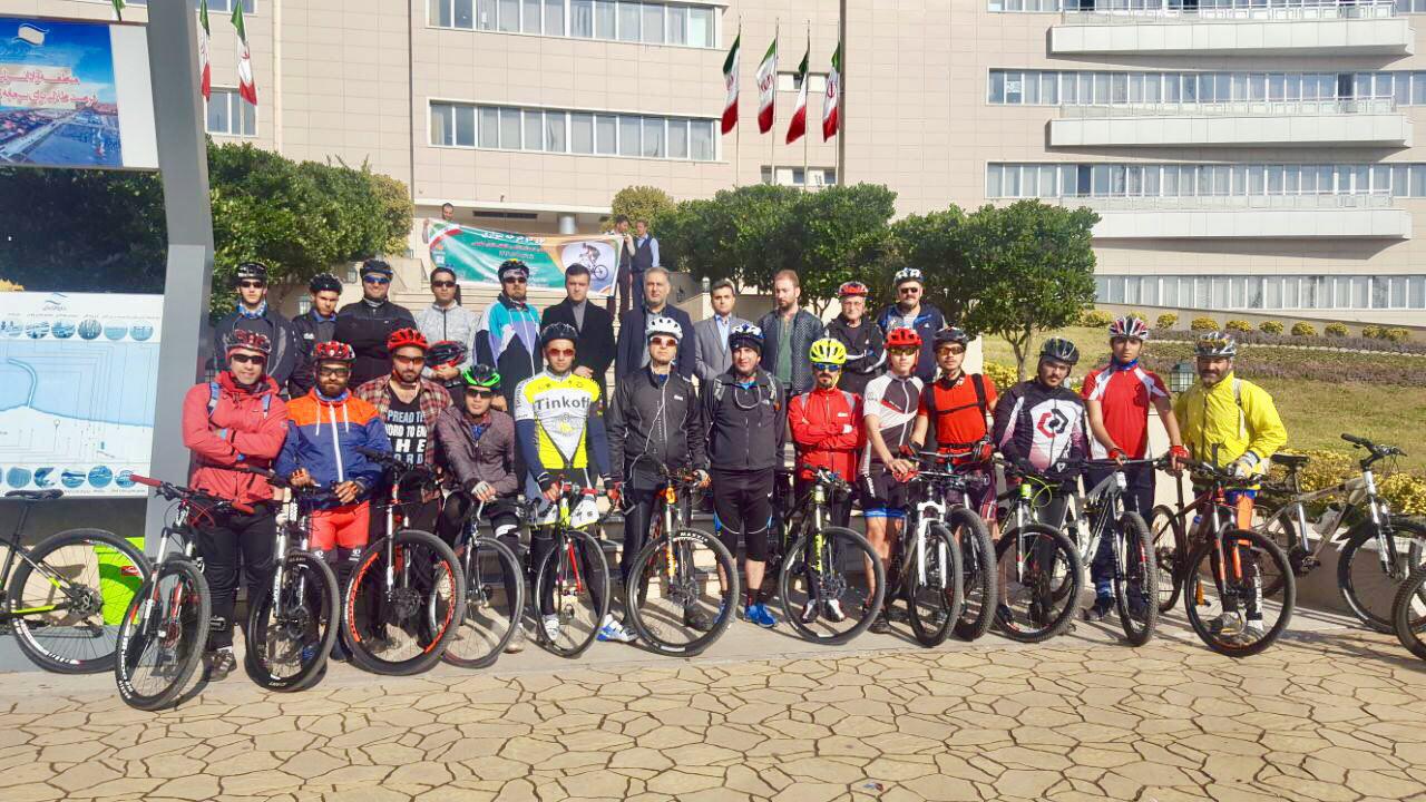 برگزاری تور دوچرخه سواری گیلان به مناسبت روز ایمنی در برابر زلزله