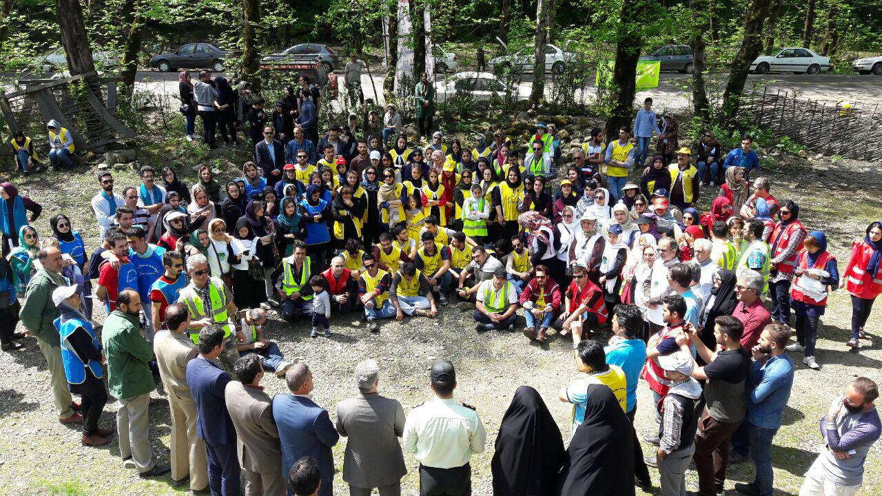 برگزاری برنامه پاکسازی مشارکتی تشکل های محیط زیستی استان گیلان در شهرستان سیاهکل+تصاویر