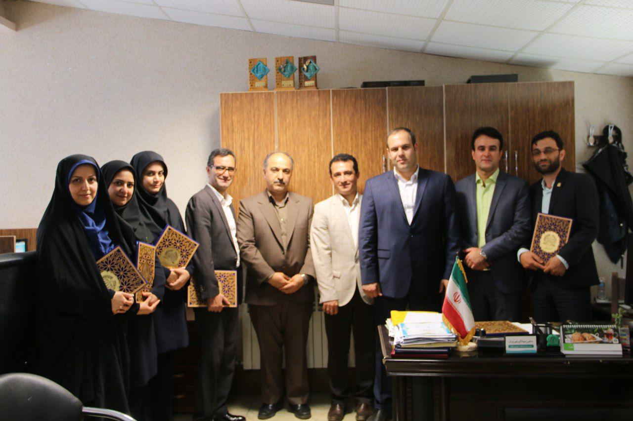 تبریک روز روابط عمومی توسط شهردار و اعضای شورای  لاهیجان+تصاویر