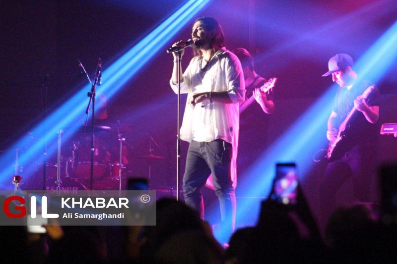 گزارش تصویری کنسرت امیرعباس گلاب در منطقه آزاد انزلی