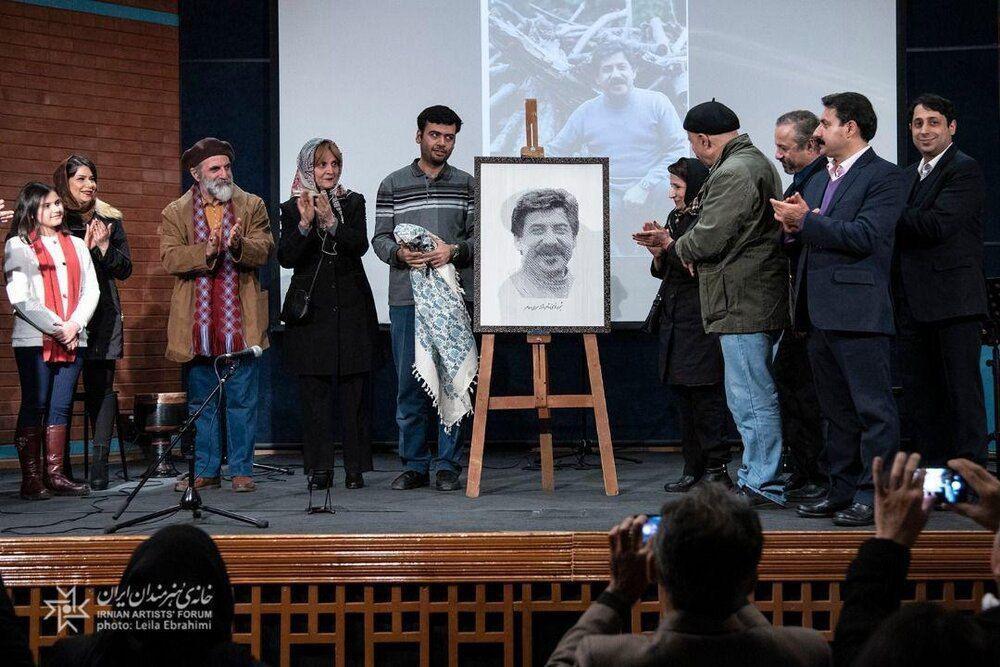 برگزاری مراسم بزرگداشت شیون فومنی در خانه هنرمندان+تصاویر