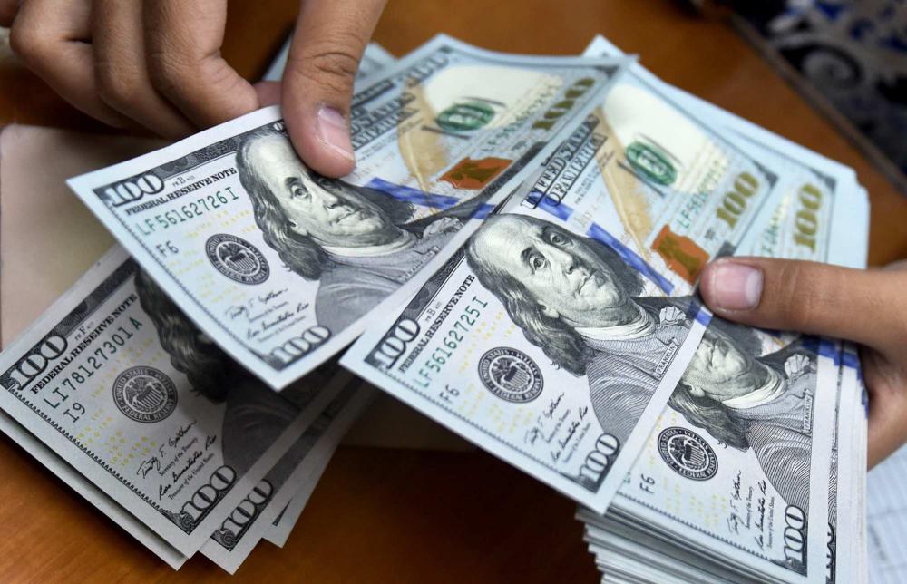 ریزش شدید ارز؛ بازگشت دلار به کانال ۲۸ هزار تومانی