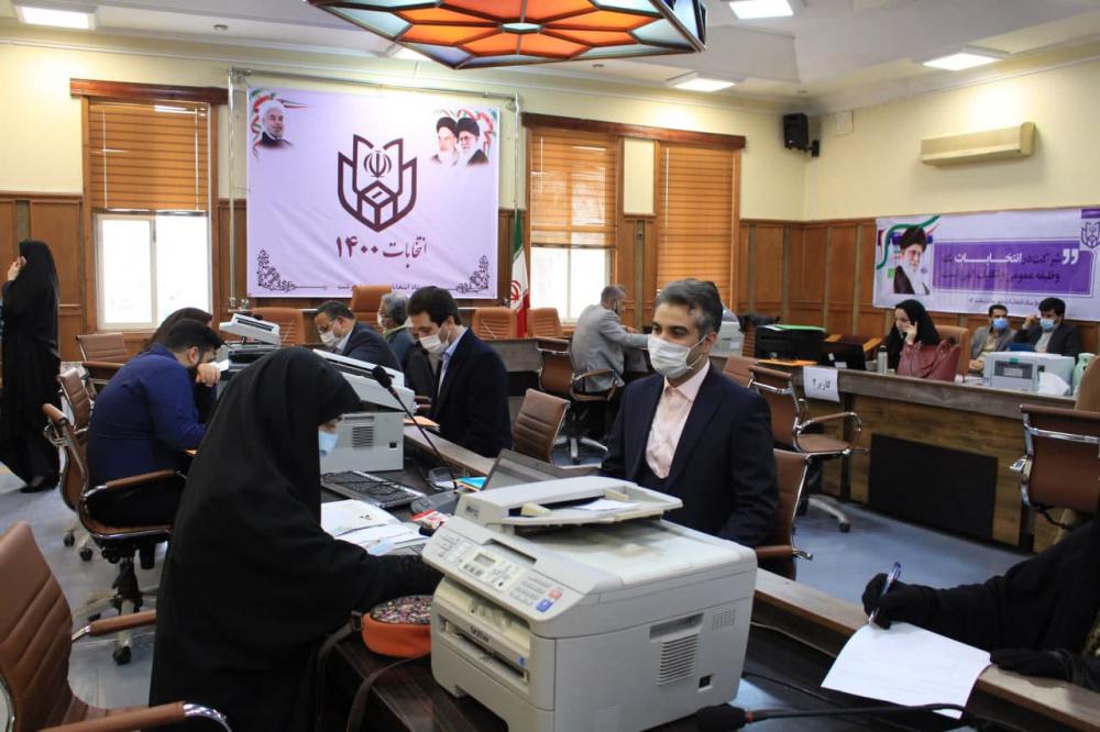 ثبت نام سید حسین رضویان مجری شاخص گیلانی در انتخابات شورای شهر رشت 