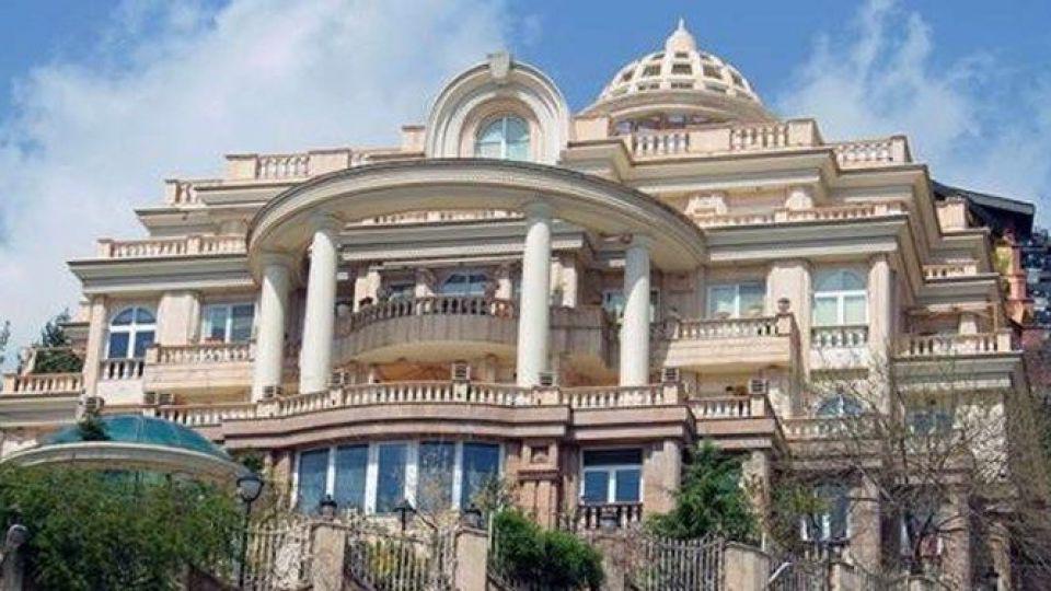 مجلس مجددا اخذ مالیات از خانه های لوکس را بررسی می کند
