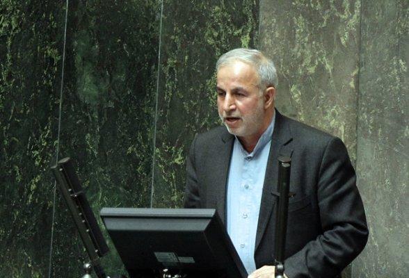 مجلس جلسه غیرعلنی برای شفاف سازی موضوع بنزین برگزار کند