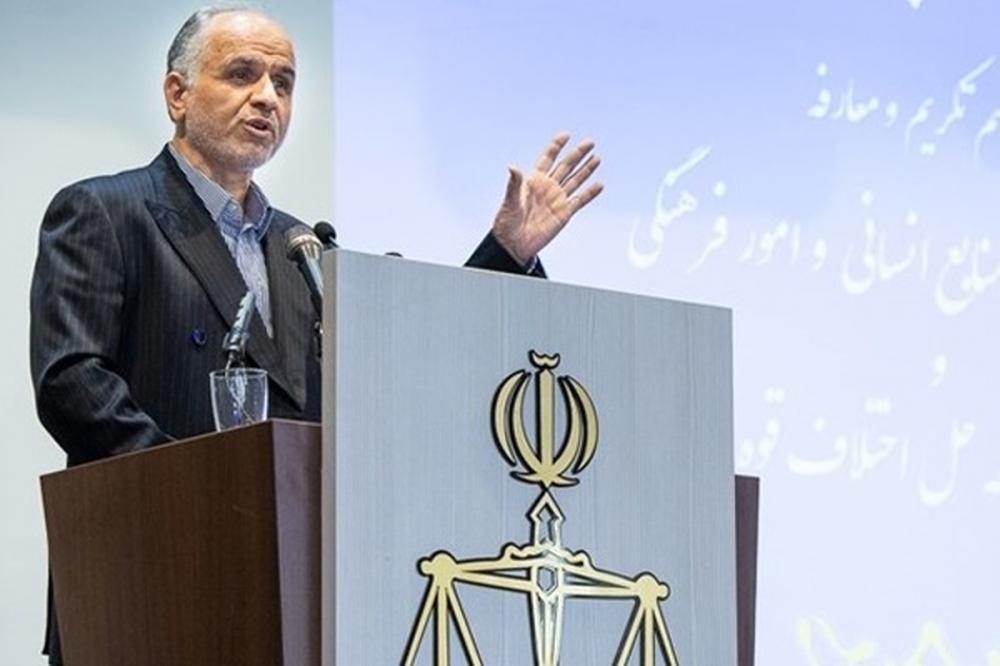 وزیر دادگستری: حکم انفصال رئیس سازمان سنجش سوءتفاهم بود
