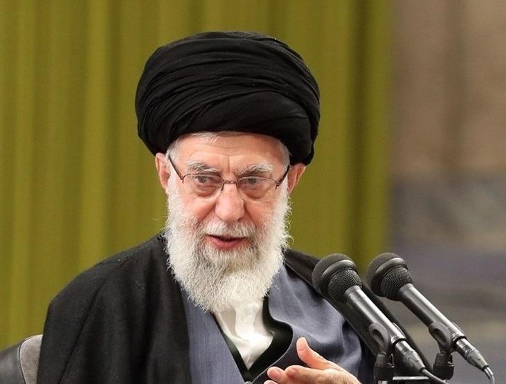 رهبر انقلاب: دولت تاثیر تصمیماتش در زمینه اقتصاد را در نظر بگیرد