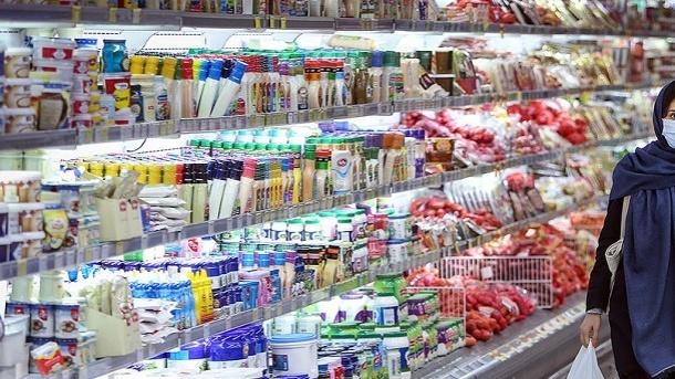 با پدیده «بحران قدرت خرید» مواجه هستیم / دهک های متوسط هم گرفتار تله فقر شده اند