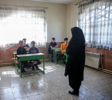 واریز «حقوق» و «عیدی» بازنشستگان جدید آموزش و پرورش استثنایی تا پایان بهمن 