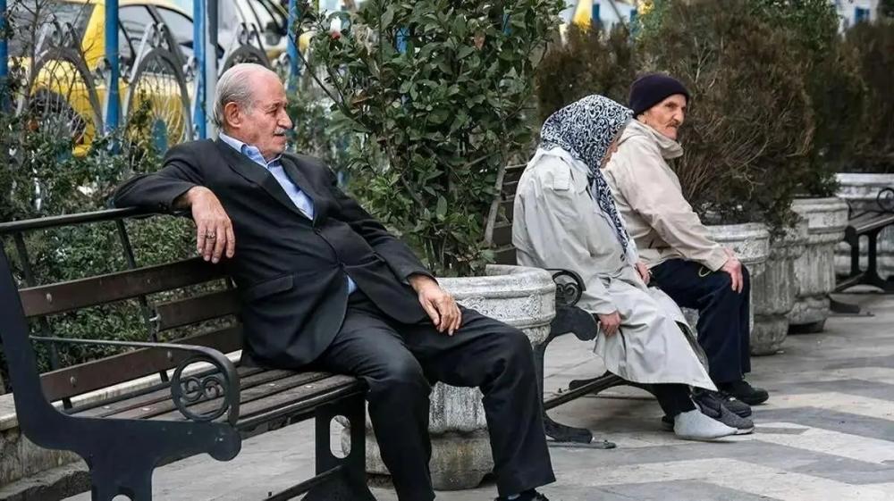 ارسال لایحه دوفوریتی برای متناسب سازی حقوق حداقل بگیران