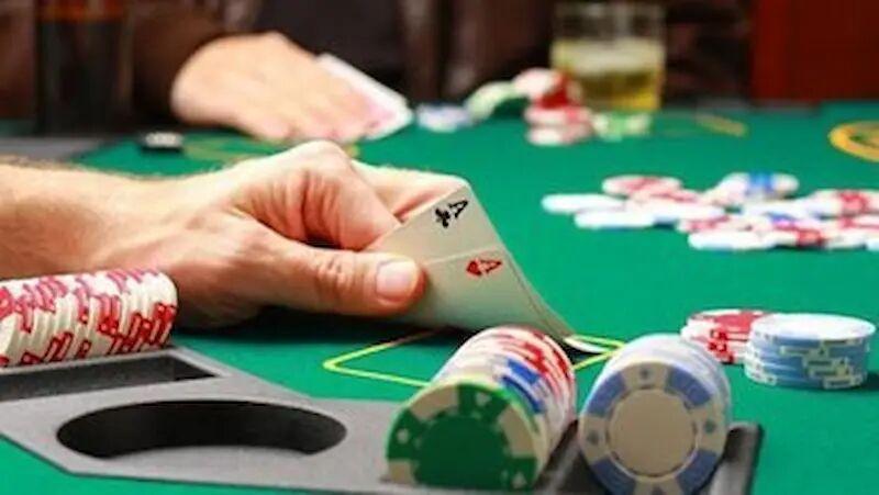 انهدام 2 باند بزرگ قمار و دستگیری 86 قمارباز در رشت 