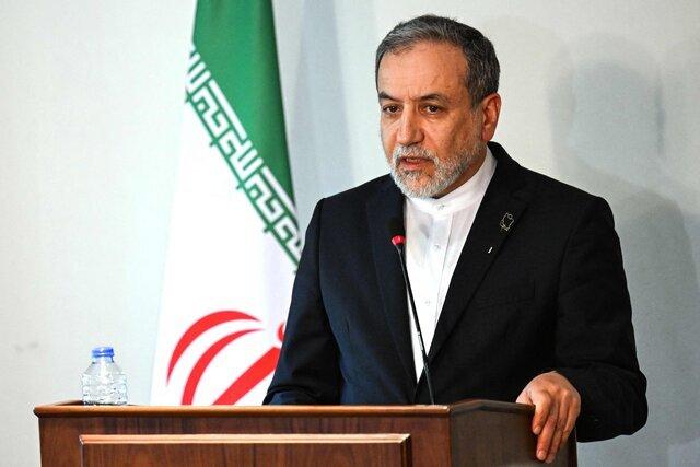عراقچی: ما شب اول فقط اهداف نظامی را هدف قرار دادیم؛ به دلیل اینکه رژیم صهیونیستی روز گذشته وارد اهداف اقتصادی شد ما هم از دیشب وارد اهداف اقتصادی شدیم و اهداف اقتصادی را شب گذشته هدف گرفتیم