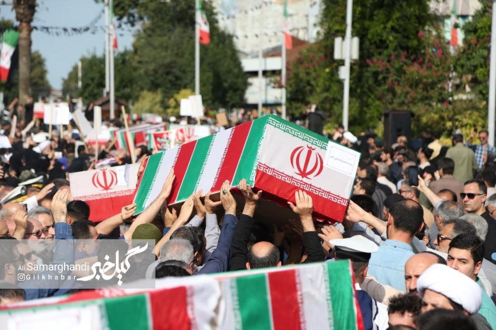 گزارش تصویری تشییع پیکر شهدای حادثه تروریستی آستانه اشرفیه در رشت