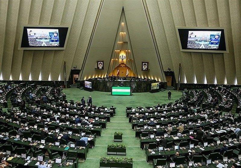 خطاب به نمایندگان گیلان؛ در آزمون لایحه سانسور مردود شدید!