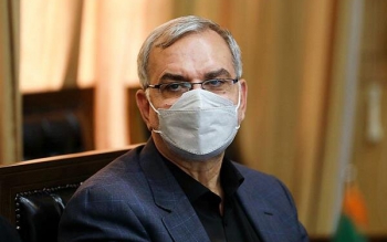 نوع واکسنی که وزیر بهداشت زده حریم خصوصی او نیست/ به جای شکایت، استعفا دهد