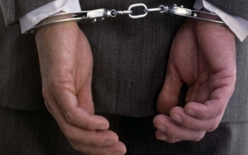 شهردار اسبق کیاشهر به اتهام اختلاس دستگیر و  روانه زندان شد